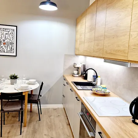 Slowackiego Mtp Self Check-in ポズナン